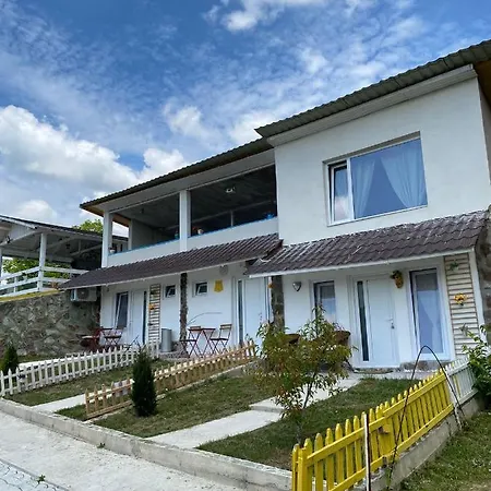 Casutele Verzi Din * Ocnele Mari